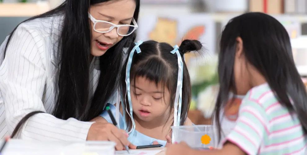 Peran Guru dalam Sistem Pendidikan Inklusi di Indonesia dan Faktor Kesuksesannya